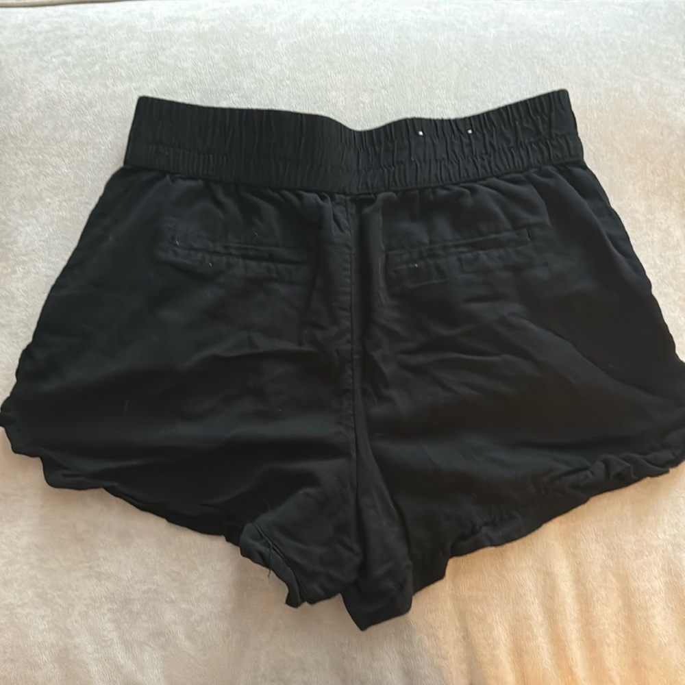 Black Ruffle Shorts - Picture 3 of 3